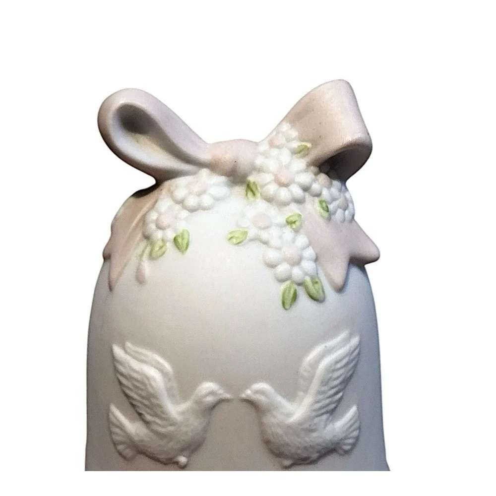Vintage LEFTON Christopher Collection Bisque Porcelain Wedding Bell TWL00944